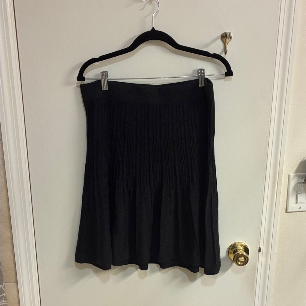 CAbi Gray A-Line Knit Skirt in Sz M